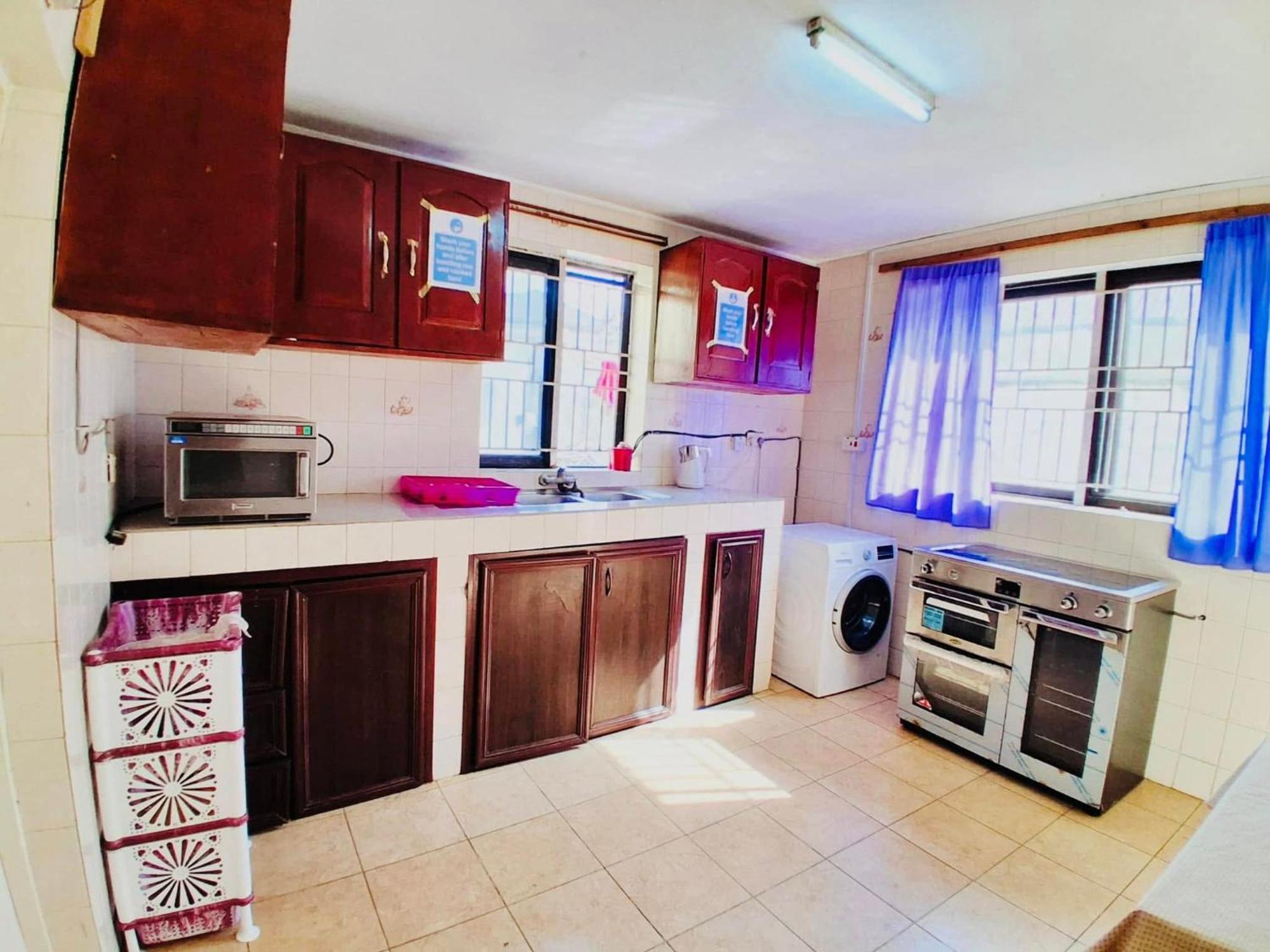 Zunox Guest House Freetown Exterior foto